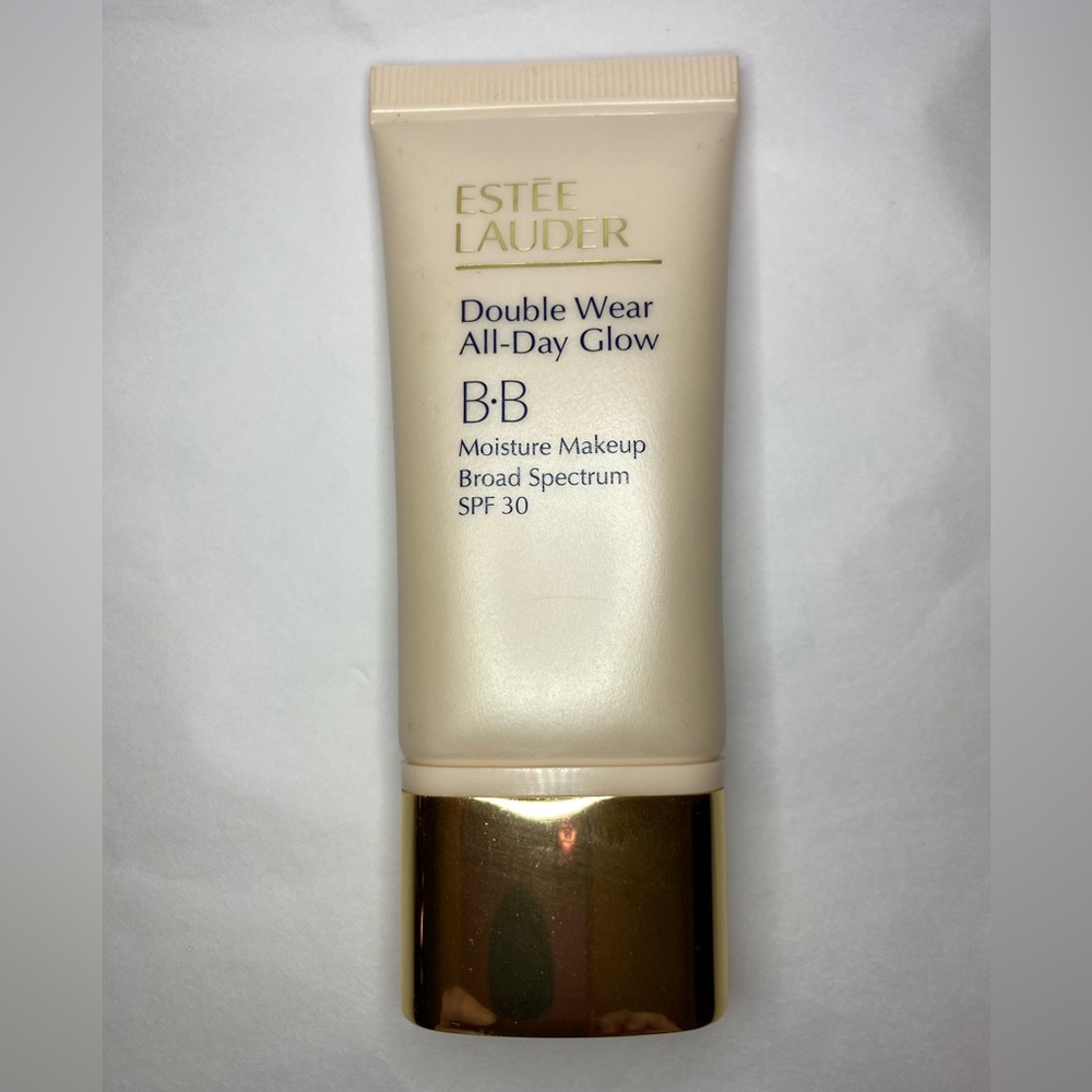 Estée Lauder Double Wear All-Day Glow BB Moisture Makeup in Intensity 1.0